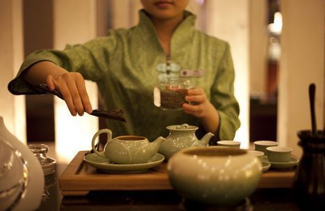 养生茶香，全家共享露茶之韵