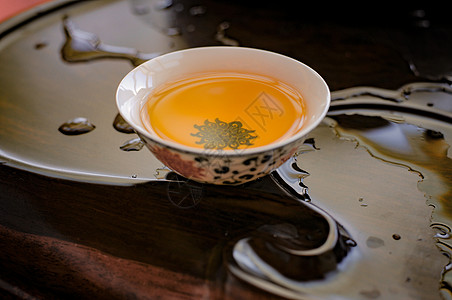 茶道生活：一杯茶，千般健康功效